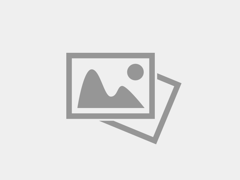 Dois jovens morrem e um fica ferido após carro atingir poste em Taubaté